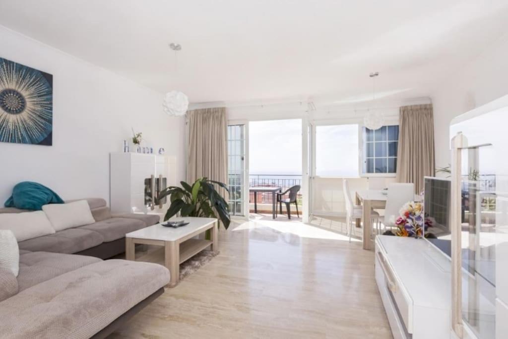 Chayofa Private Pool 'Villa Vibe Tenerife' Sunset & Ocean View מראה חיצוני תמונה